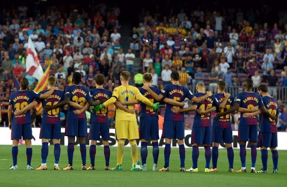 El homenaje en el Camp Nou a las víctimas del atentado en Barcelona