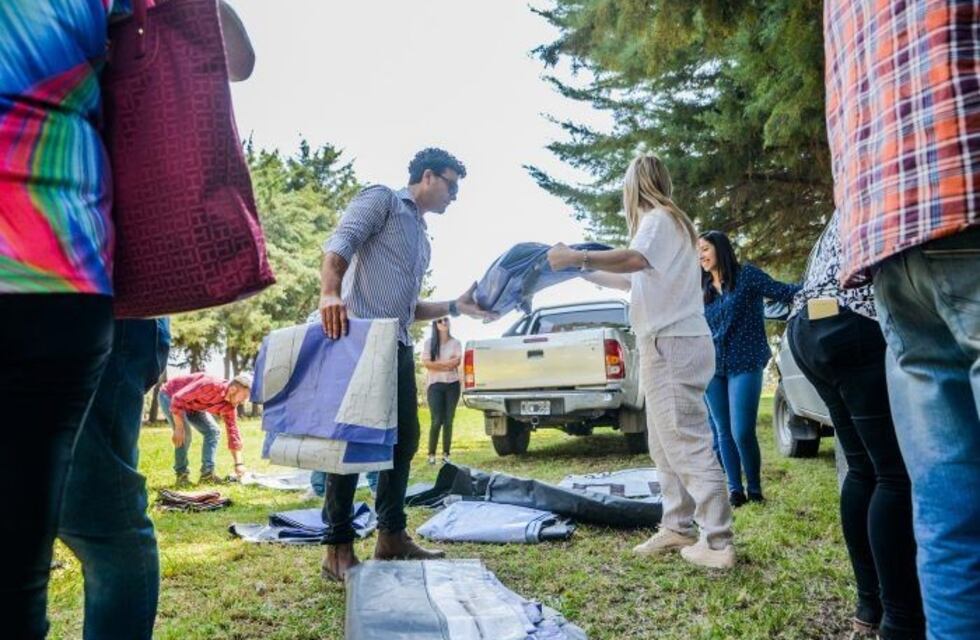 Comenzó la entrega de lonas para mejorar el riego intrafinca
