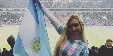 Melisia, la hincha de la Selección que hace furor en Rusia