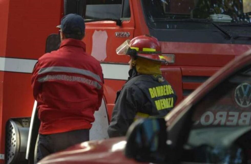 Dos heridos graves por la explosión de una garrafa de 45 kilos