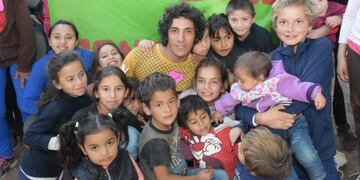 Nicolás Vega sostiene a las familias más humildes del barrio con su merendero\u002E