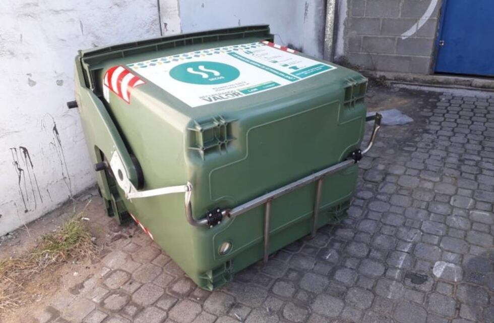 Insólito: la Municipalidad denuncia el robo de rueditas de contenedores de basura