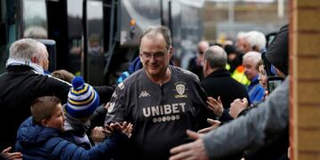 El ex Athletic de Bilbao aceptó recortar su sueldo en Leeds cuando se interrumpió el torneo inglés\u002E (Reuters)