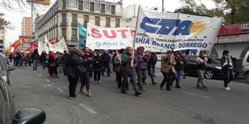 Agrupaciones sindicales se convocaron para marchar en el día del paro