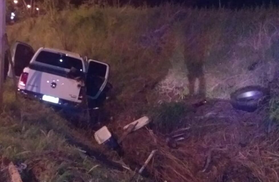 Una camioneta despistó en la ruta 14 y dejó como saldo dos lesionados