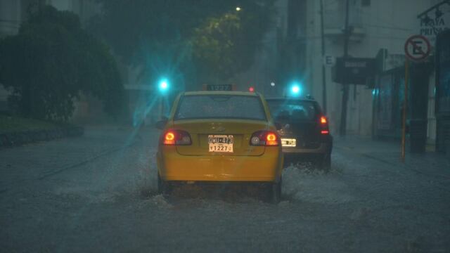 Las fotos de la tormenta en Córdoba del viernes 25 de enero y las calles anegadas.