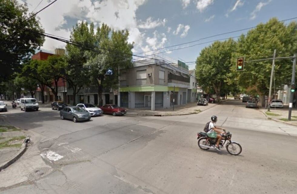 Detuvieron a dos presuntos ladrones tras una persecución en barrio Azcuénaga