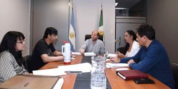 El Gobierno pide reunirse con UPCP para evitar más paros\u002E (Web)\u002E