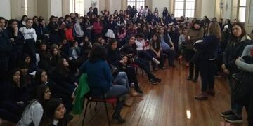 Asamblea en el Centro Educativo N° 2 “Paula Domínguez de Bazán”\u002E