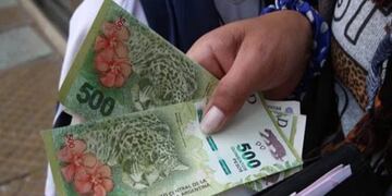 Hasta octubre, los salarios perdieron con la inflación y cayeron por paliza contra los alimentos. (Foto ilustrativa)