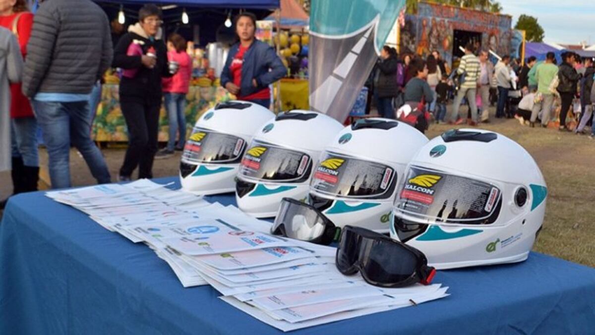 Este martes se realizará un canje de cascos en Paraná