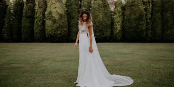 Una mujer se hizo viral al utilizar su vestido de casamiento hasta para ir a pescar