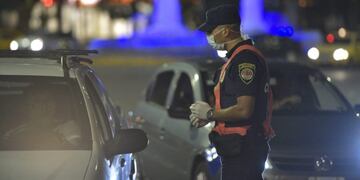 Controles de la Policía de Córdoba por coronavirus\u002E
