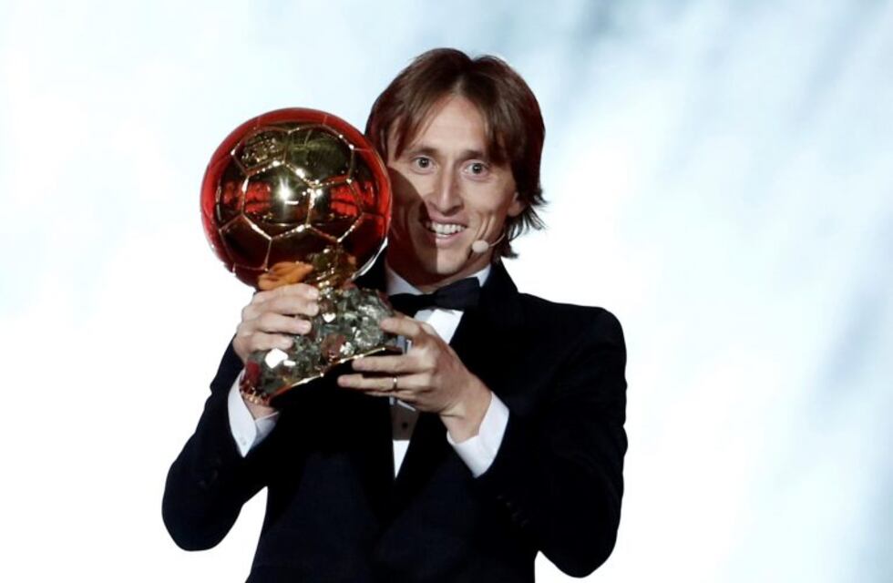 Luka Modric fue galardonado con el Balón de Oro al mejor jugador del año