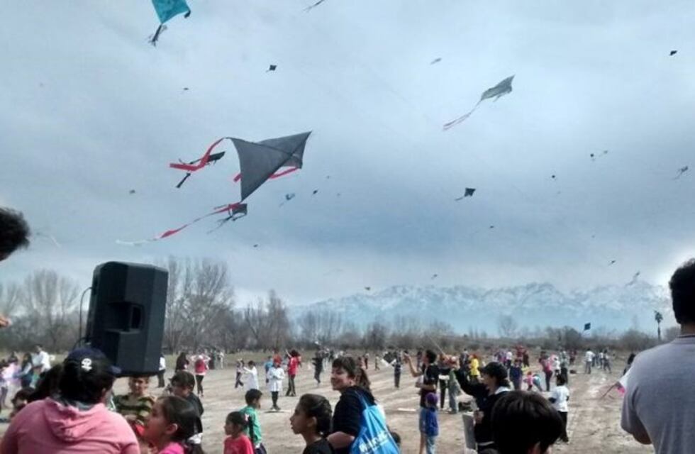 Increíble: cerca de 520 barriletes se cruzaron el cielo del Valle de Uco
