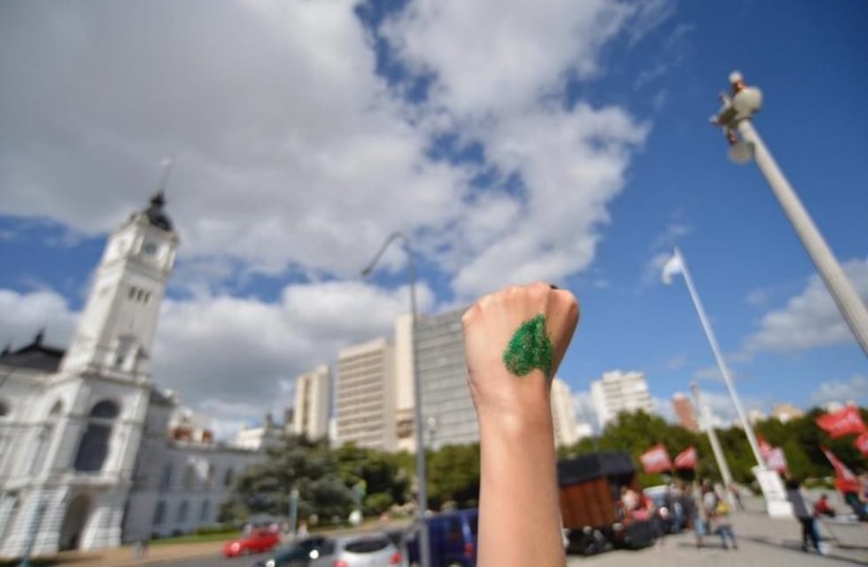 8M: masiva marcha en La Plata por el día Internacional de la Mujer