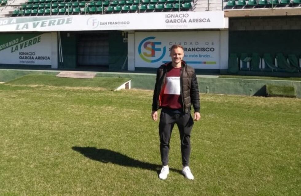 Leonel Auban firmó con Sportivo Belgrano