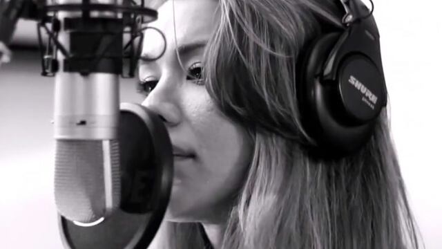 La intérprete tiene 28 años y pudo volver a la escuela a través de una beca provincial\u002E (Youtube)