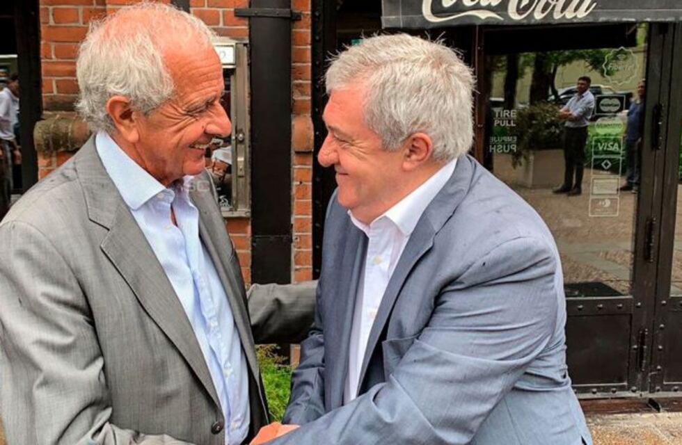 Tinelli, D'Onofrio y Ameal repudiaron la designación de Macri en FIFA