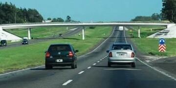 Cortes en la autopista Rosario-Buenos Aires