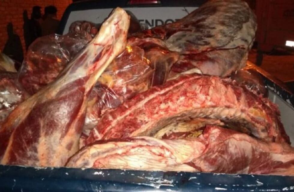 Faenaron un ganado de una chacra ajena y fueron detenidos con partes del animal