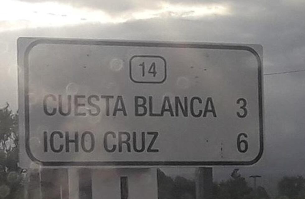 Papelón en San Antonio de Arredondo: colocaron un cartel, pero con un grave error