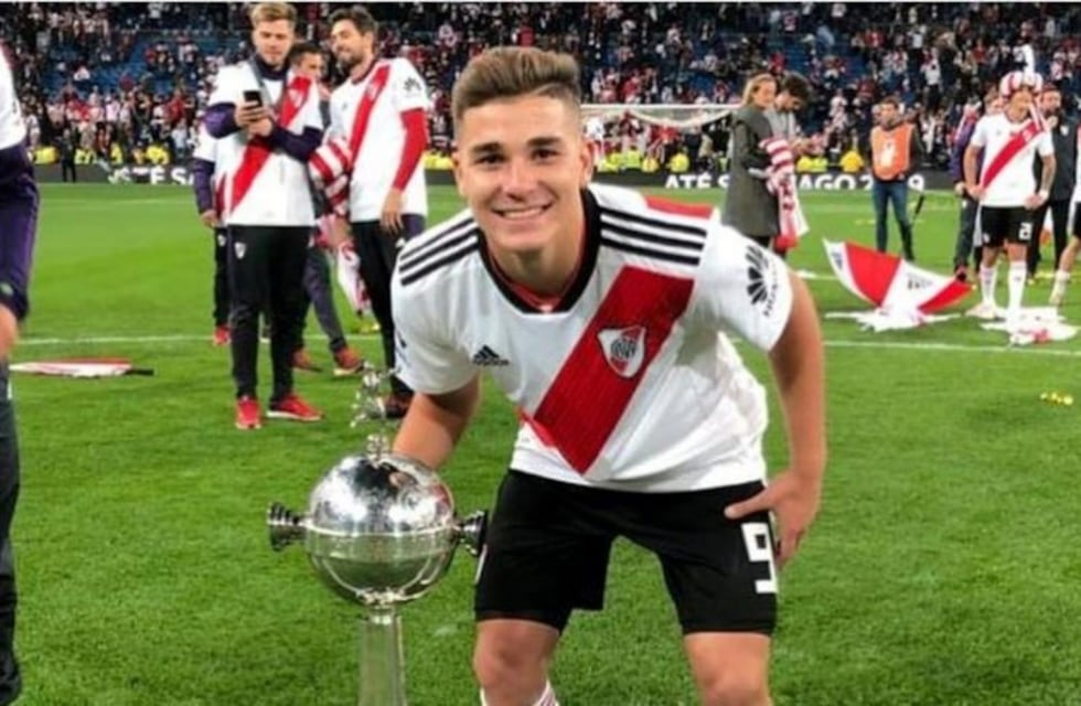 Julián Álvarez, el juvenil de River que se probó en Boca