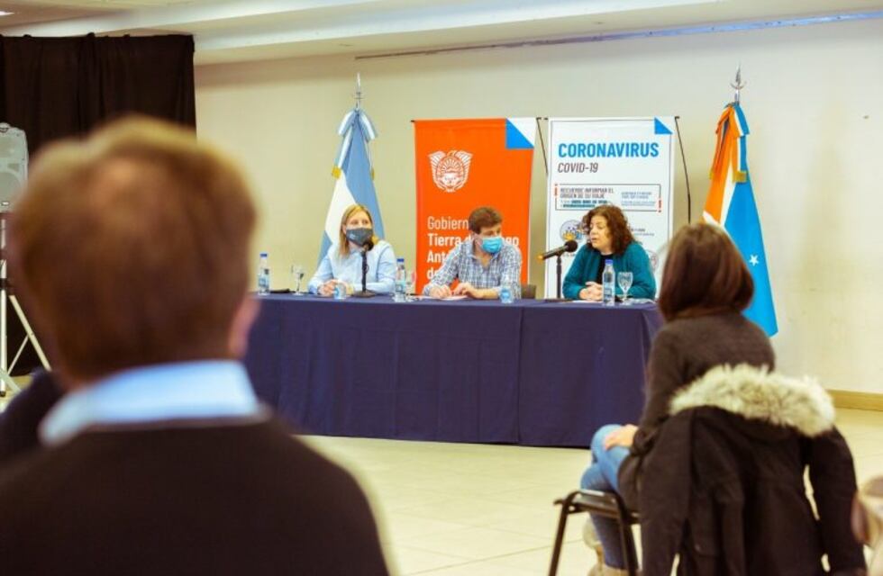 El Gobierno mantuvo una jornada de trabajo con Carla Vizzotti