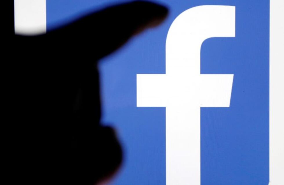 Facebook amenaza con bloquear noticias en Australia