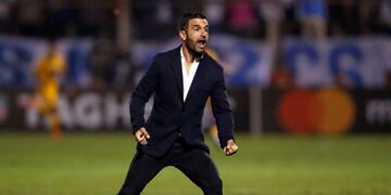 La derrota con San Lorenzo fue clave para desplazamiento de Paulo Ferrari\u002E (EFE)