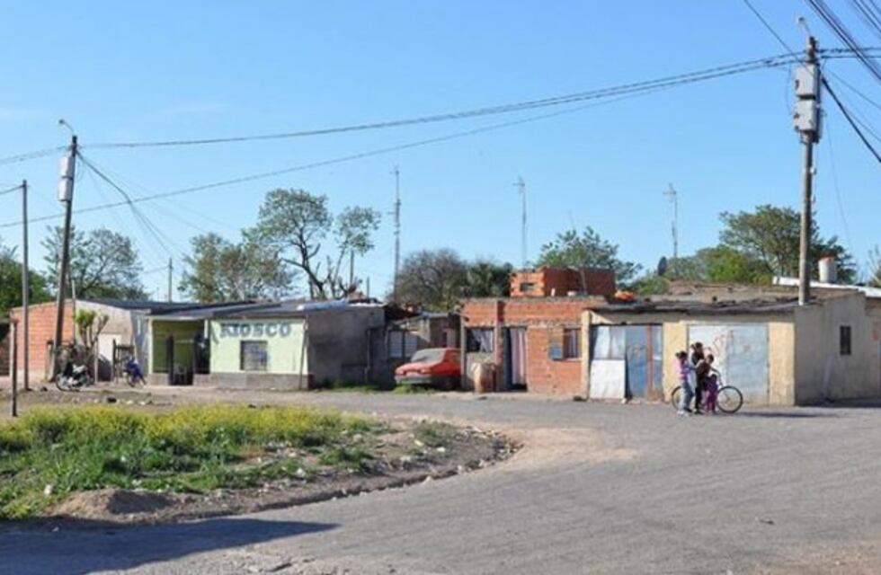 Vecinos de Villa Cavalli serán reubicados dentro del predio a intervenir en el ex Batallón