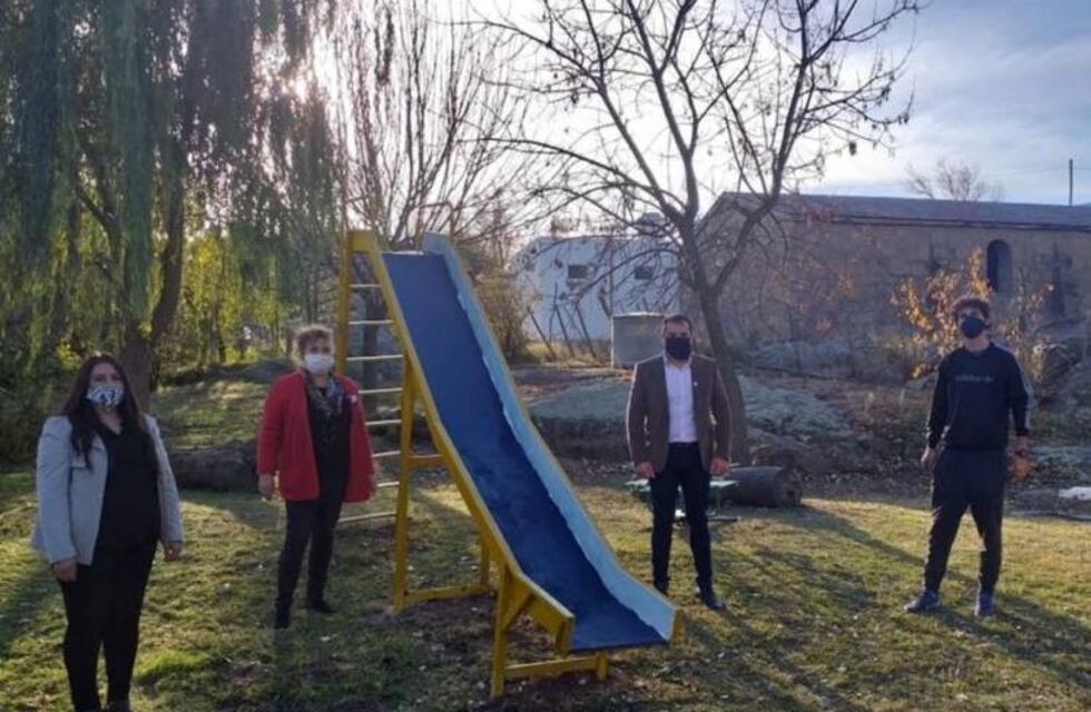 Villa Benegas recibió la visita de Carlos Oviedo