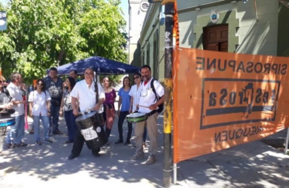 Día del médico: marcharán en Neuquén por la ley de carrera profesional