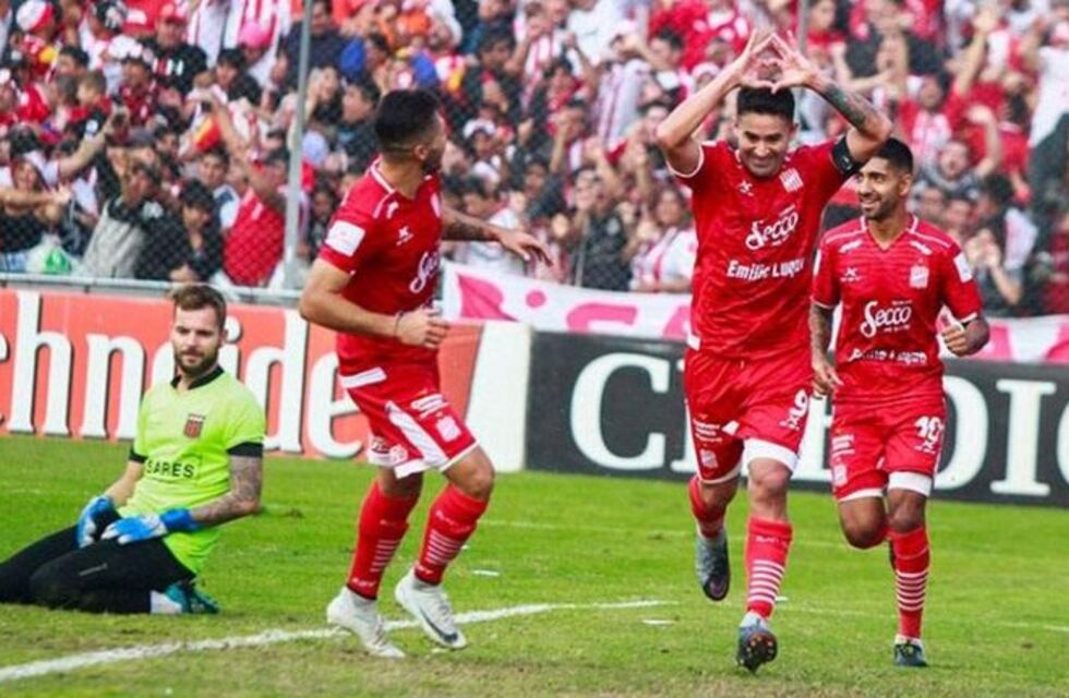 San Martín de Tucumán se mide ante Patronato en la Copa Argetnian (21.10-TyC Sport)
