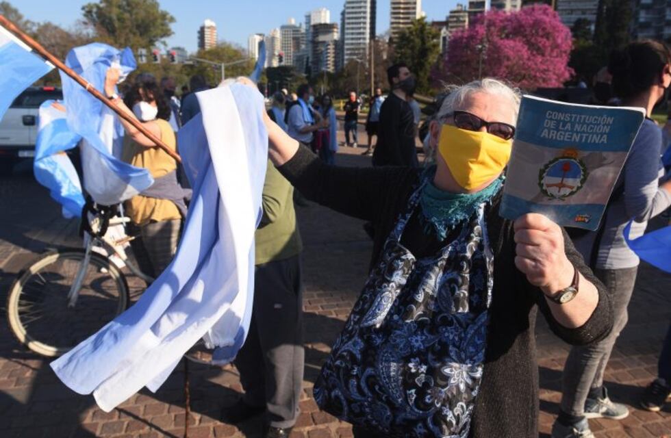 Protesta contra el gobierno nacional y marcha por seguridad en el Monumento