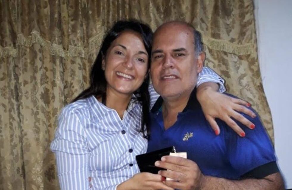 Posadas: un taxista encontró una billetera con dinero ubicó a su dueña y se la devolvió