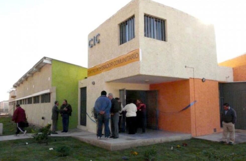 Escuela para niños especiales de Agrelo tiene un solo baño