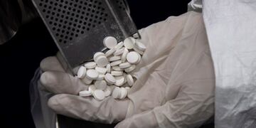 Remdesivir\u002E (Foto: Nariman El-Mofty/AP)