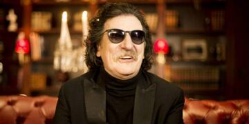 Charly García sigue internado.