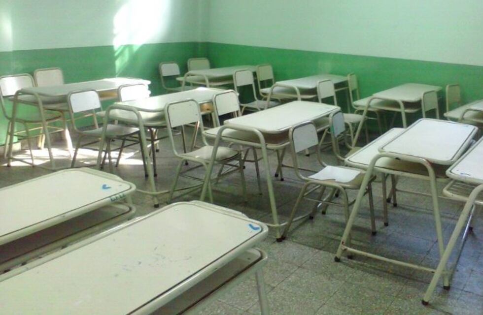 Un nene golpeó brutalmente a dos compañeras de clase