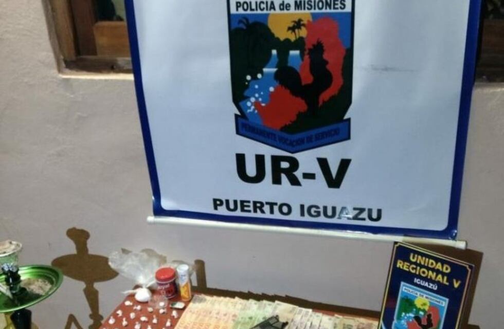 Amenazaron a una joven y al ser detenidos les descubrieron cocaína