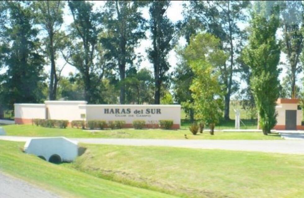 La Plata: asaltaron un country y se llevaron 200 mil dólares y joyas de una vivienda