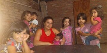 Valeria Giménez tiene 29 años y siete hijas mujeres\u002E