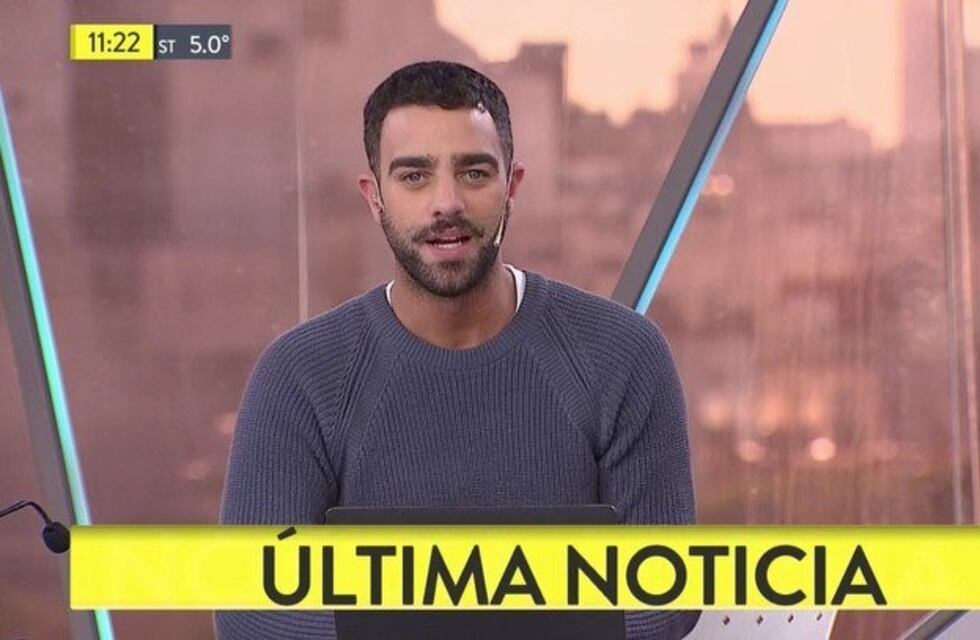 El blooper de un periodista que se hizo viral: "¡Ah! Tenía que contar otra noticia"