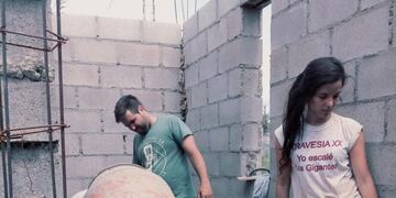 Gesto Solidario trabaja en la construcción de una vivienda en B° 1°de Mayo