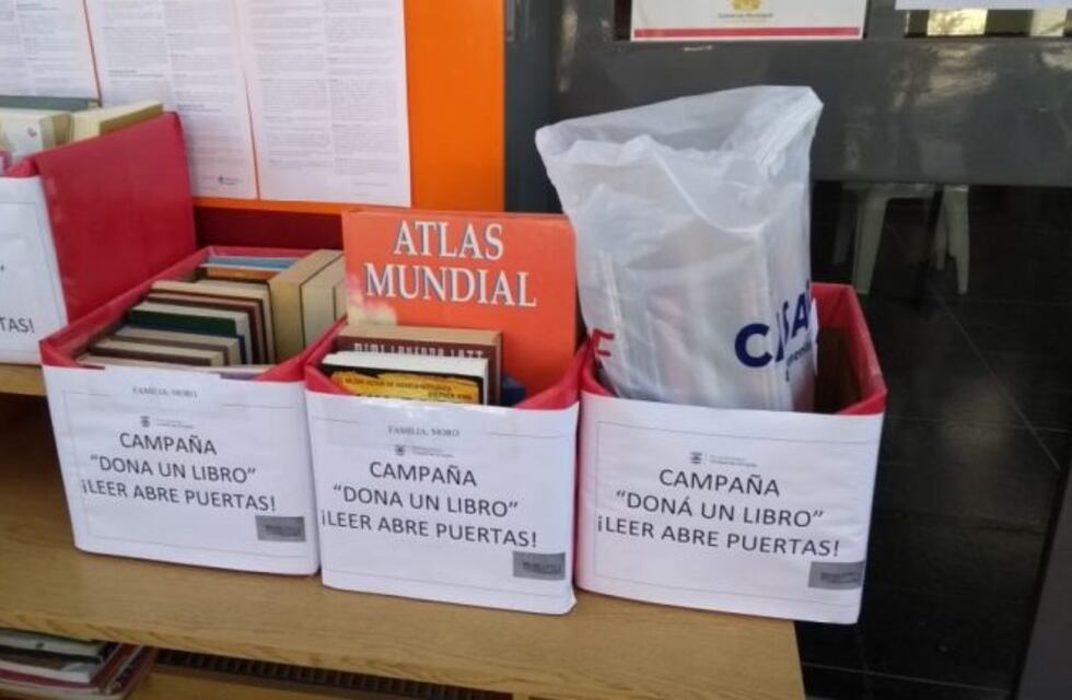 Arroyito: gran éxito de la campaña solidaria "Doná un libro, leer abre puertas"