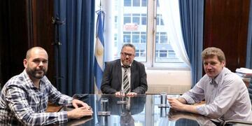 Reunión del Gobernador con Ministro de Producción