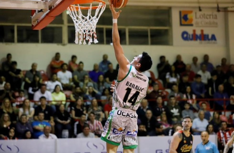 Atenas poco pudo ante el líder Quimsa