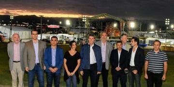 El gobernador Sergio Uñac recorrió el predio con funcionarios provinciales\u002E