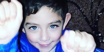 Róman, nene marplatense que necesita un costoso tratamiento para volver a caminar\u002E